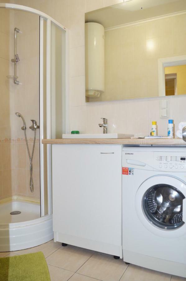 Owl Home Odessa Cozy Spacious Apartment In A Quiet Center Between Deribasovskaya And Privoz Exterior photo