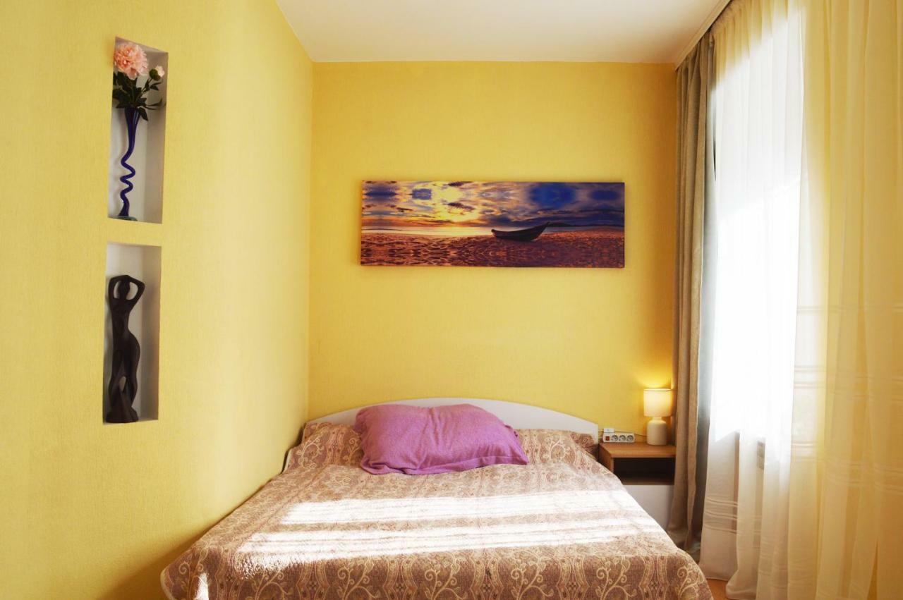 Owl Home Odessa Cozy Spacious Apartment In A Quiet Center Between Deribasovskaya And Privoz Exterior photo
